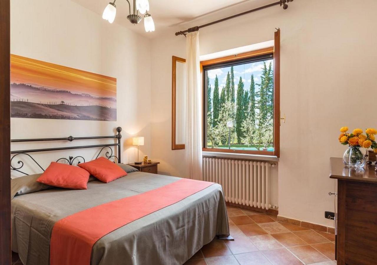 Santa Margherita Vacanze Поджибонси Екстериор снимка